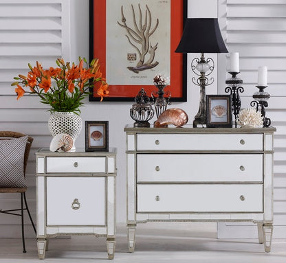 Mirrored 3 Drawer Chest Antique Ribbed 108 x 48 x 89.5cmh
